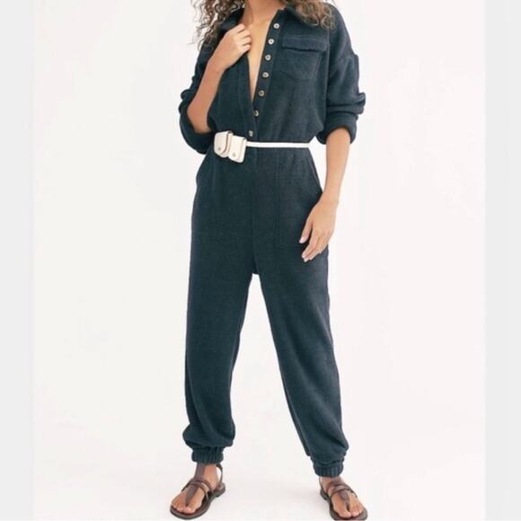 Free People Pants - Free People Beach Ride Pr Die Navy Long Sleeves Jumper Jumpsuit Women’s Size XS